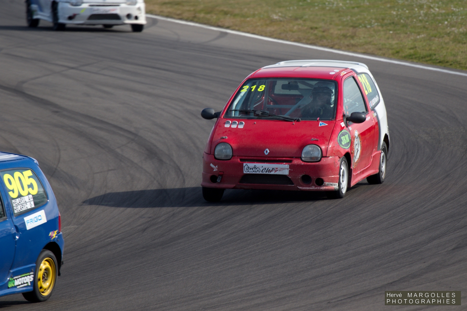 218-01.jpg
