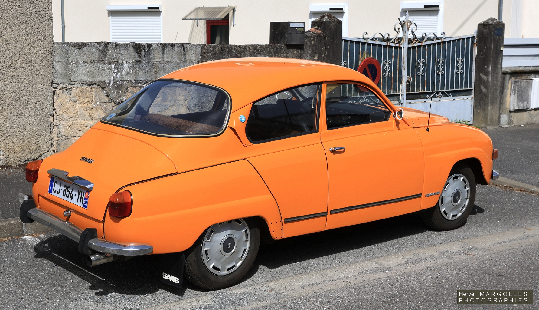SAAB-96-1971_02.jpg