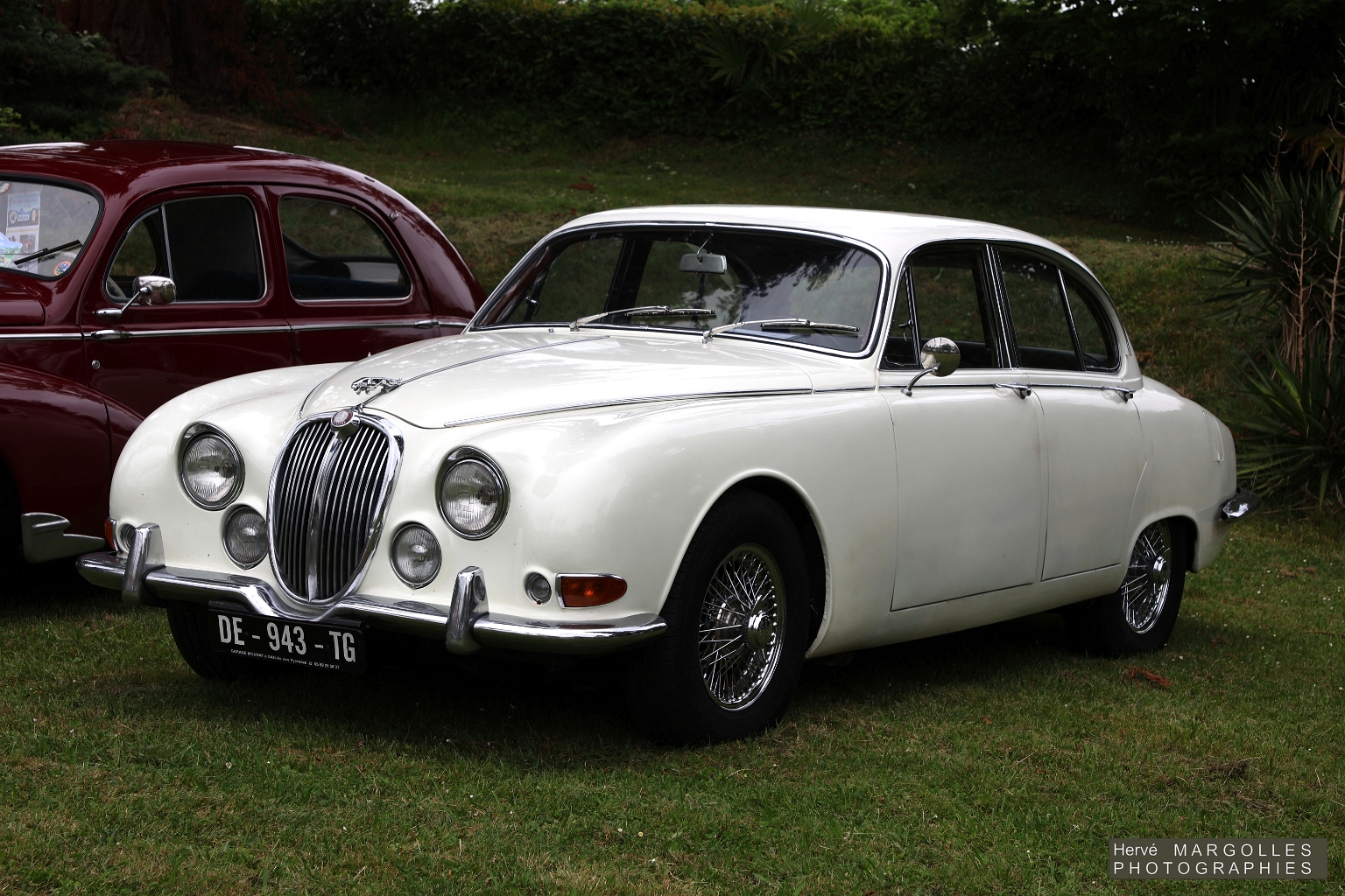 Jaguar-MK2-01.jpg