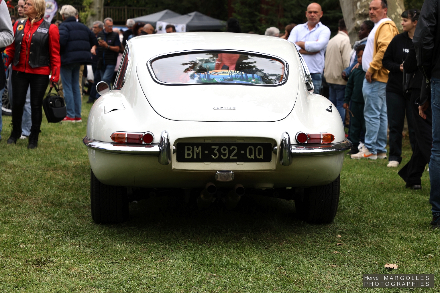 Jaguar-Type_E-04.jpg