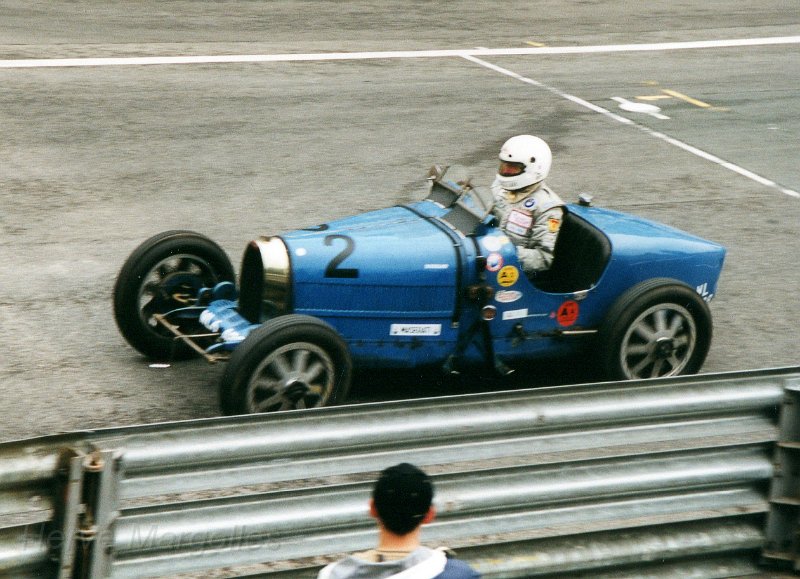 img050-2.jpg