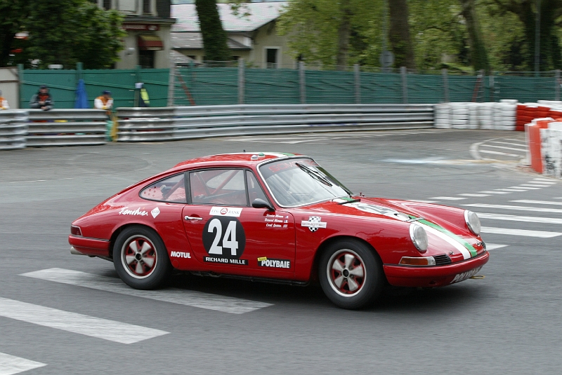 24-1.JPG - Séverine MOREAU/Bernard MOREAU: PORSCHE 911 2L - 1965