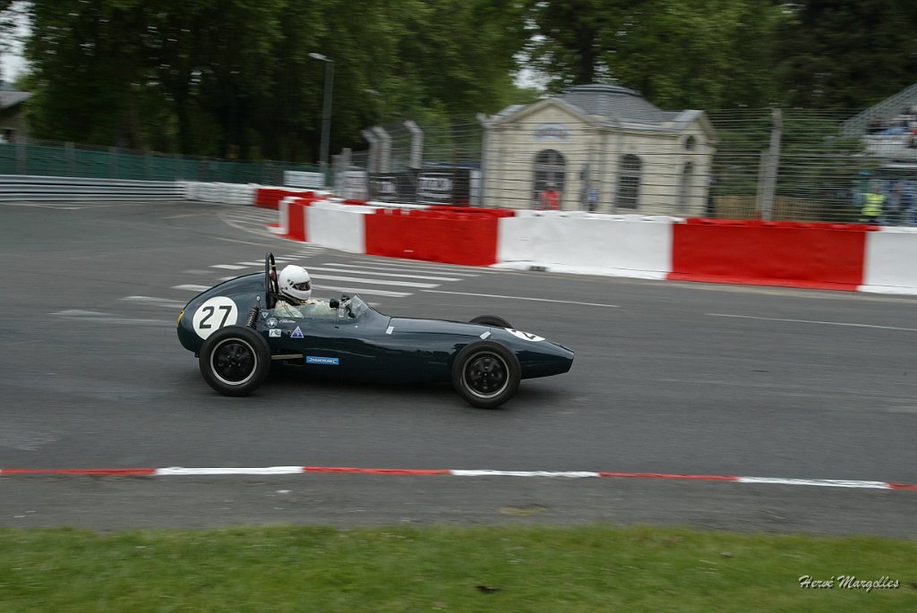 B45D0018.JPG