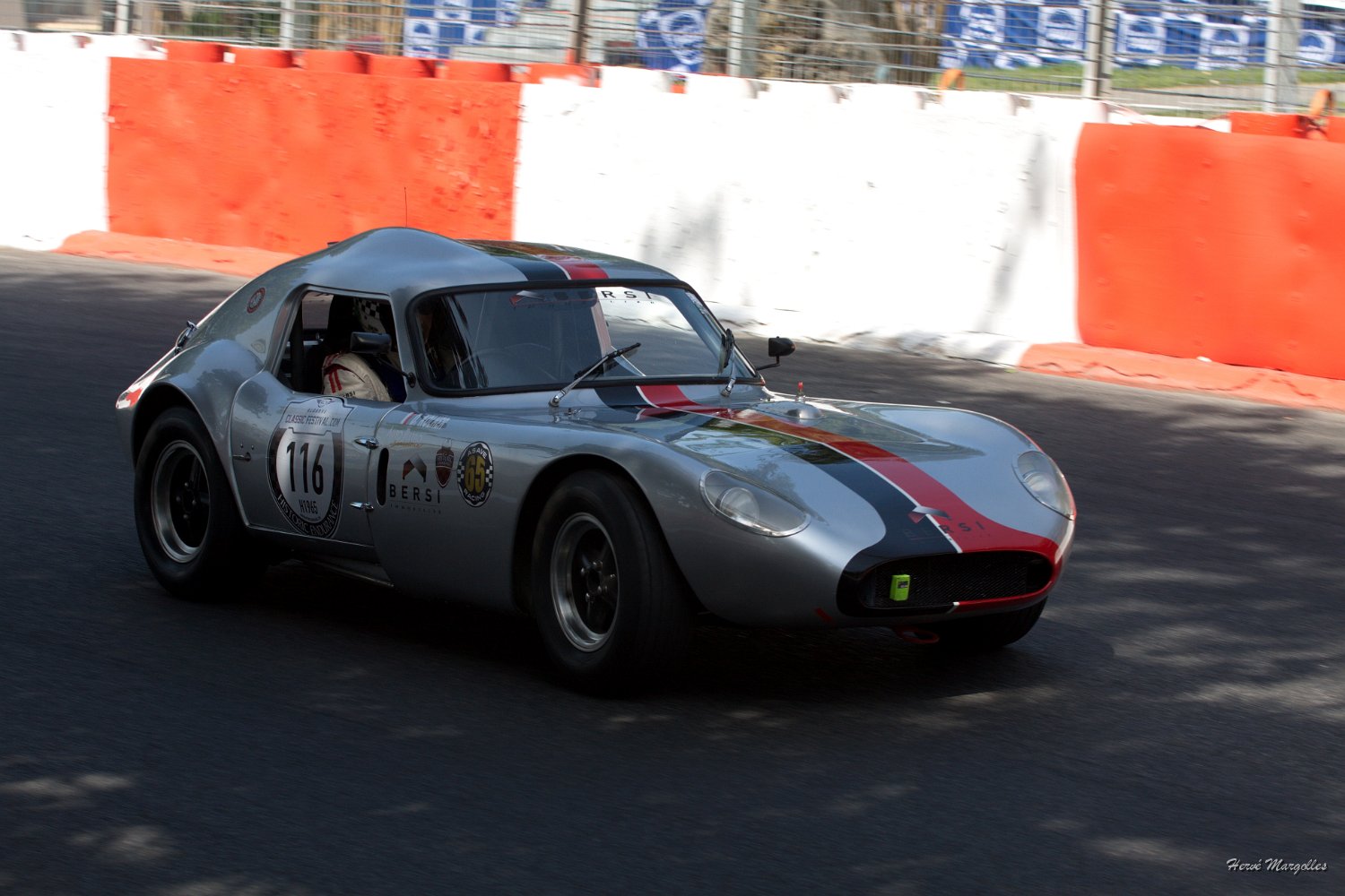 116-01.jpg