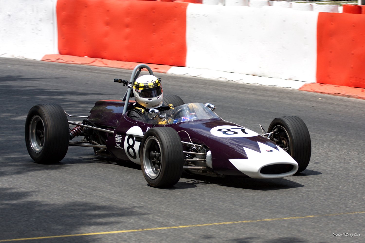 F2-087-BARKLEY_Peter.jpg