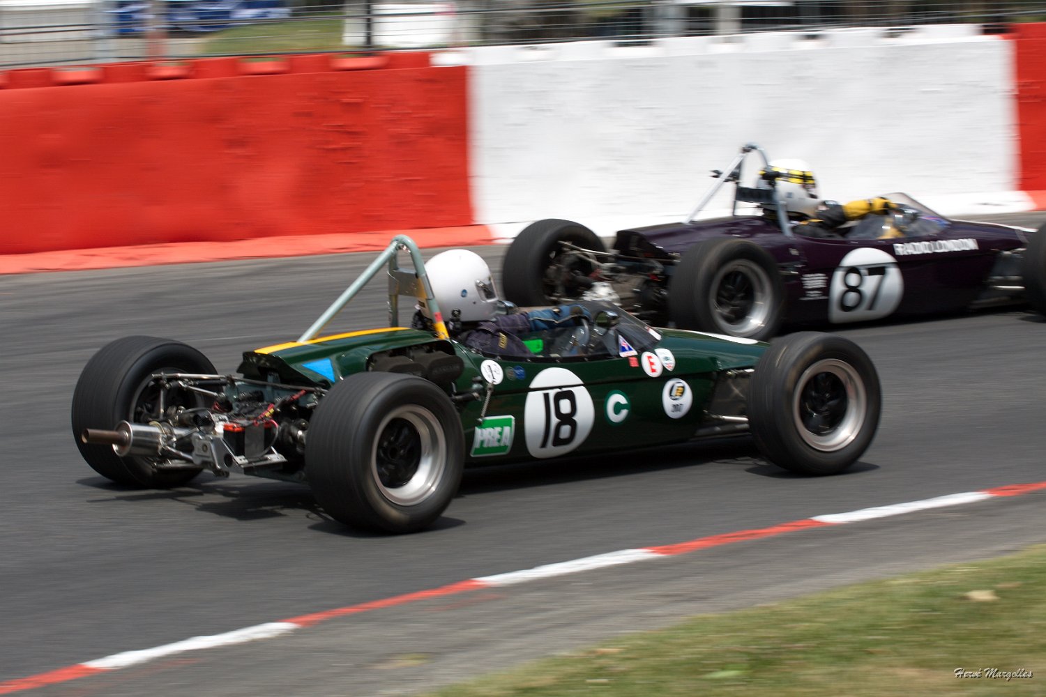 F2-Groupe-01.jpg