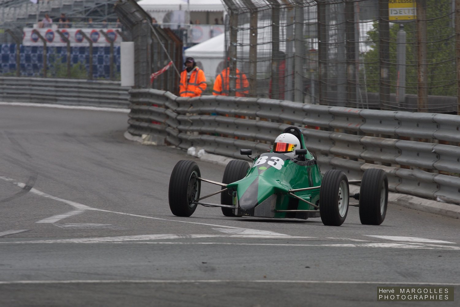 183-01.jpg
