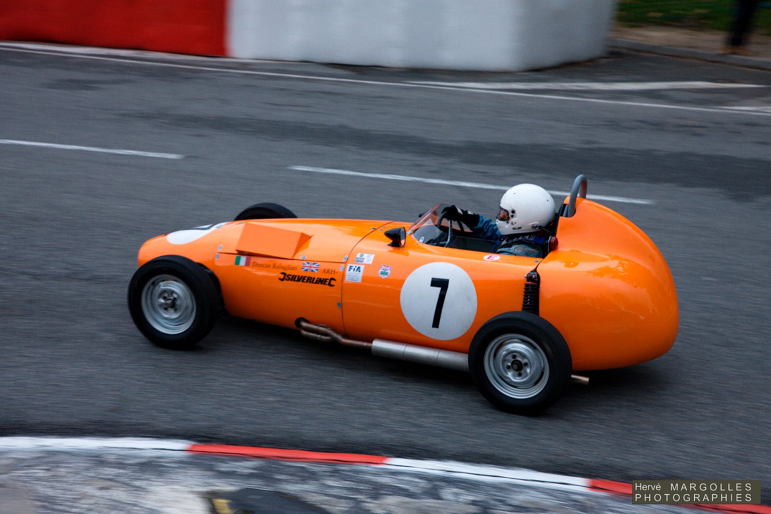 007-01.jpg