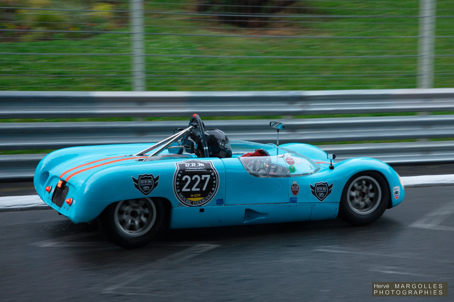 227-01.jpg
