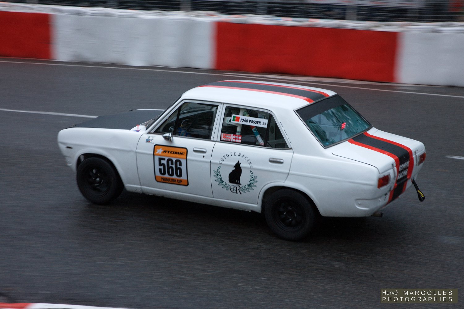 566-01.jpg