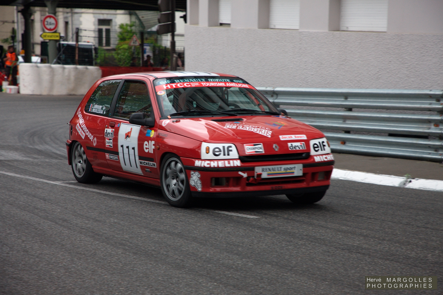 111-01.jpg