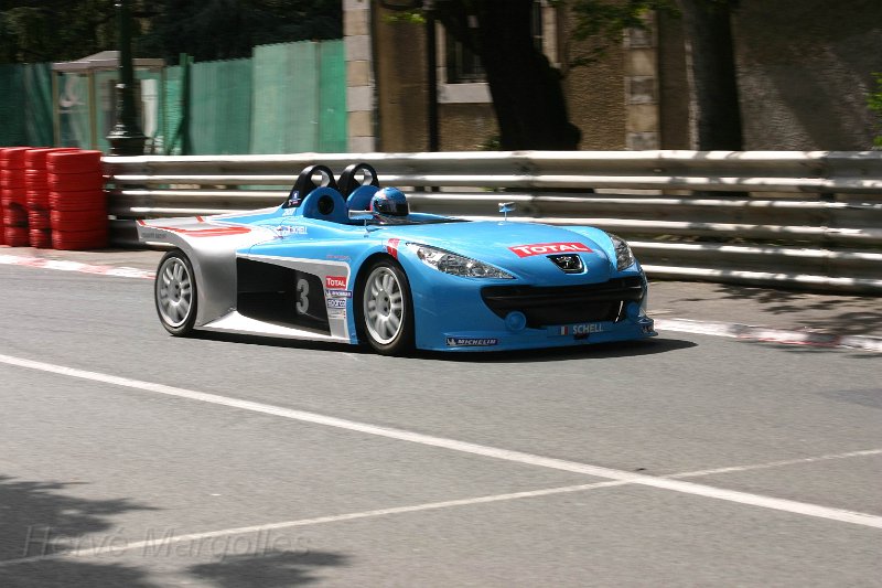 Peugeot-207_08.jpg