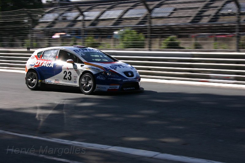 Seat_02.jpg