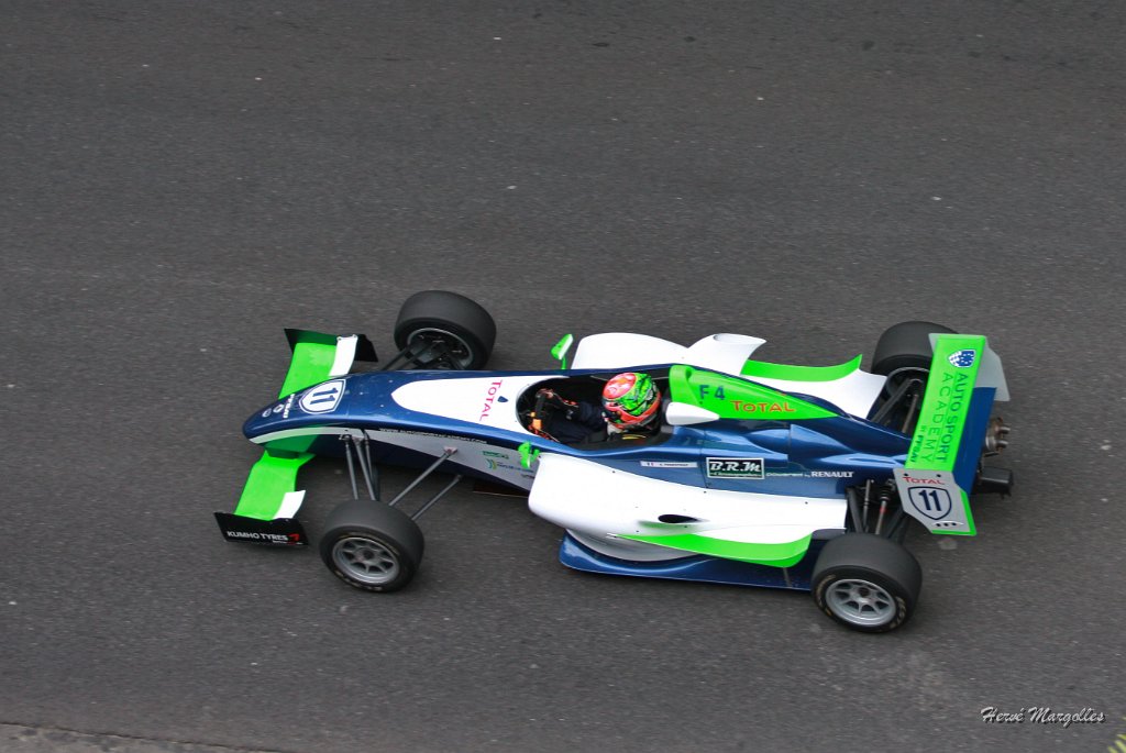 F4-11.JPG