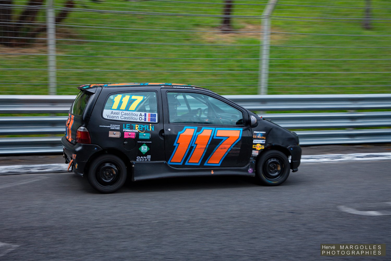 117-01.jpg