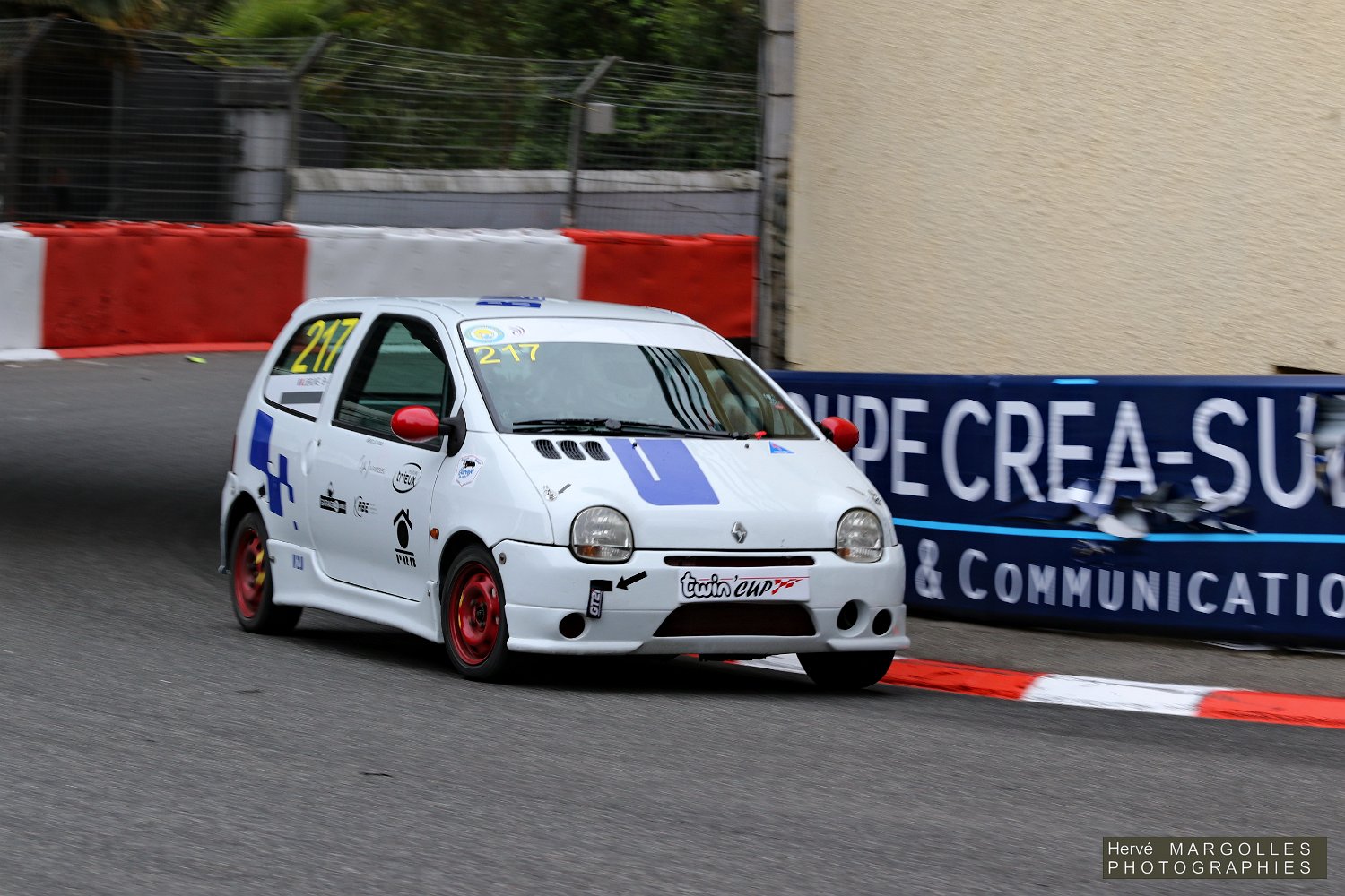 217-01.JPG