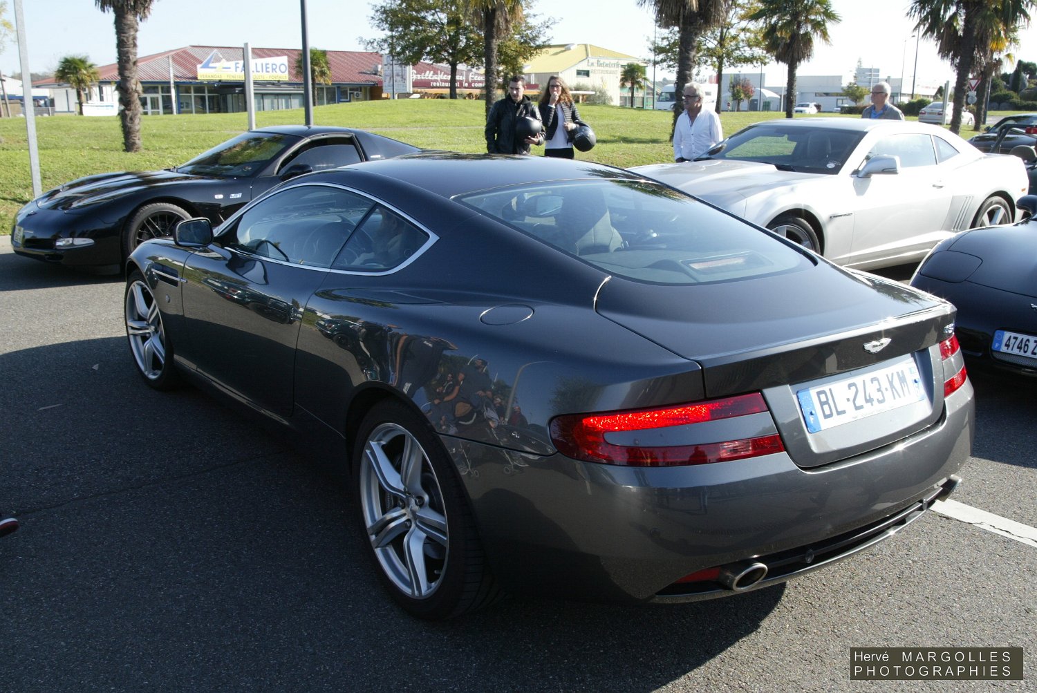 2016_Aston-Martin_DB9-01.JPG