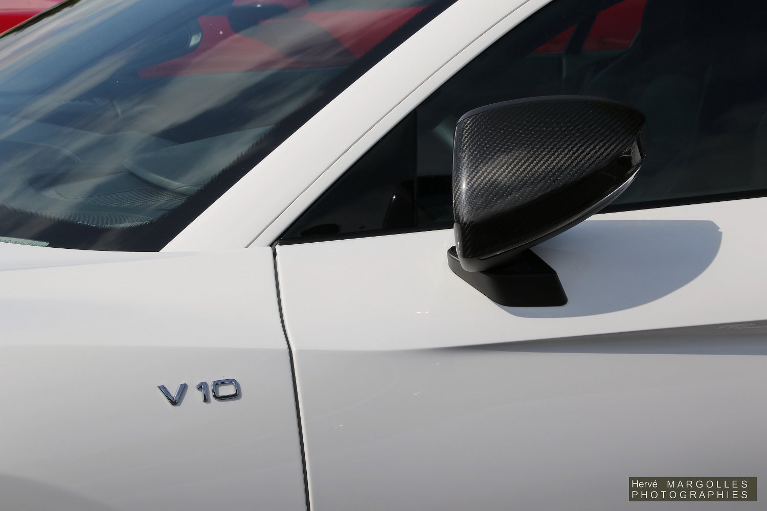 2009_Audi-R8-V10-01.jpg