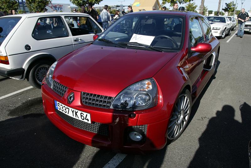 B45D0023.JPG - cette Renault Clio V6 de 2004 aussi : 0661420916