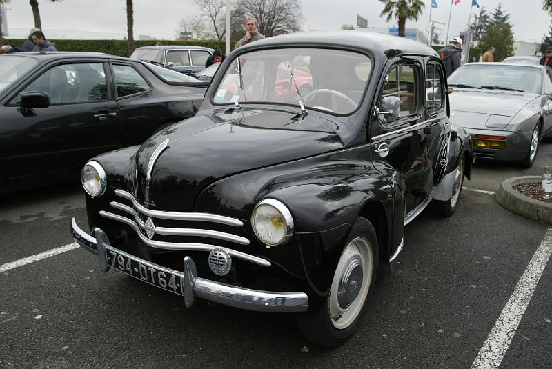 B45D0089.JPG - Renault 4CV
