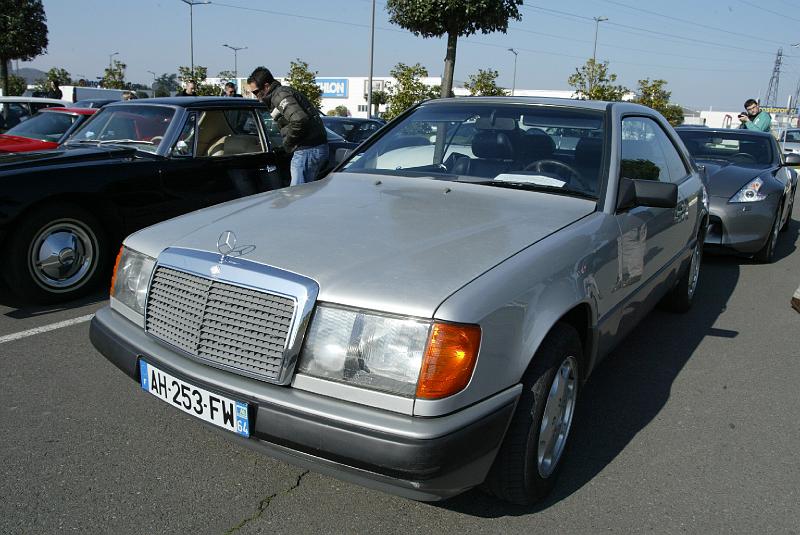 B45D0046.JPG - Merrcedes coupé 300 CE automatique (a vendre)