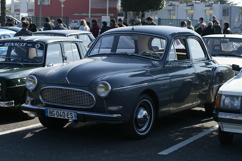 B45D0055.JPG - Renault Frégate