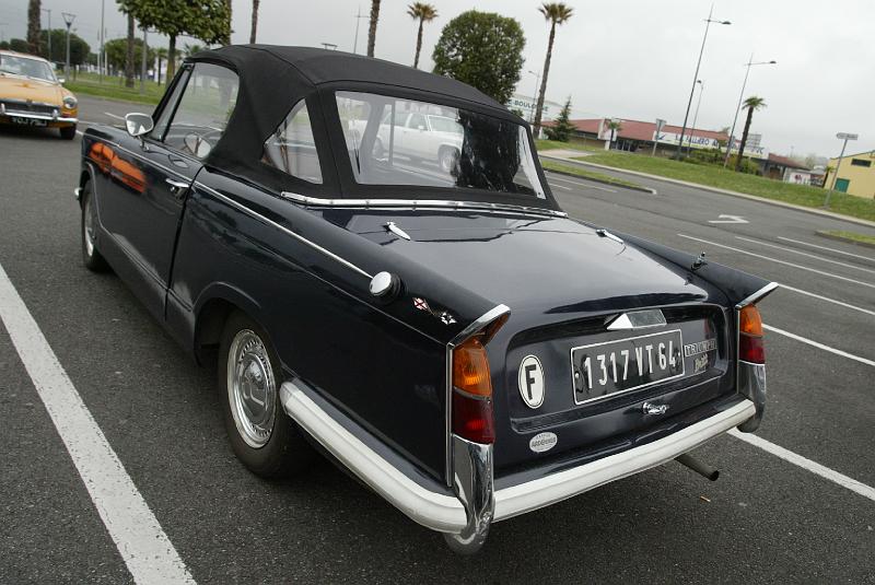 B45D0003.JPG - Tiumph Herald