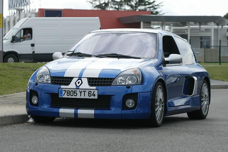 B45D0103.JPG - Renault Clio V6