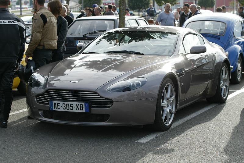 B45D0005.JPG - Aston Martin V8 Vantage