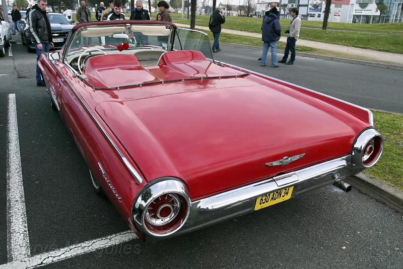 B45D0297.jpg - la nouvelle du Rencard 64: Ford Thunderbird 1961