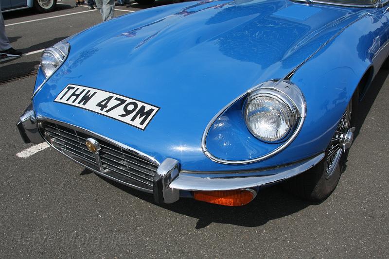 E-Type-V12_08.JPG - Le grand prix historique, c'est la semaine prochaine. Mais il faut croire que les anglais sont déja là. Pour preuve cette fantastique Jaguar Type E V12, série 3.