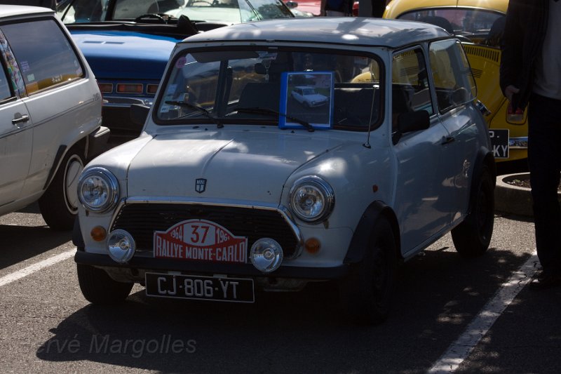 6-Mini_02.jpg