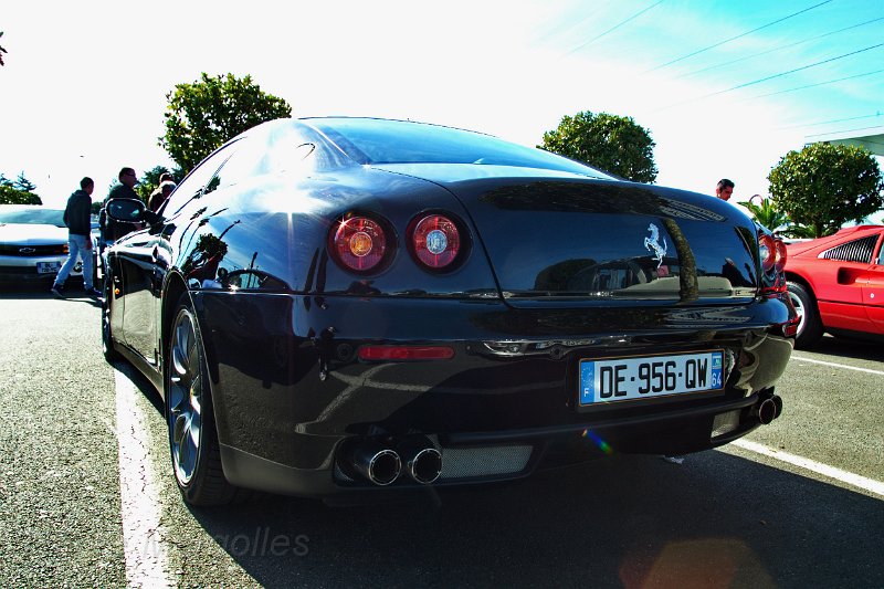 8-Ferrari_01.jpg