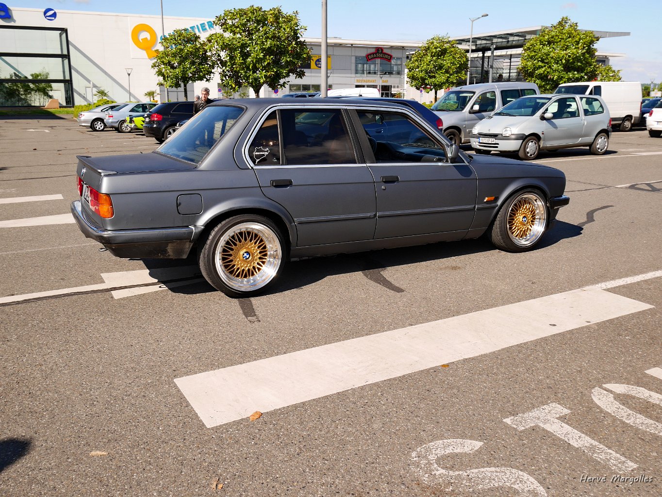 BMW_02.JPG