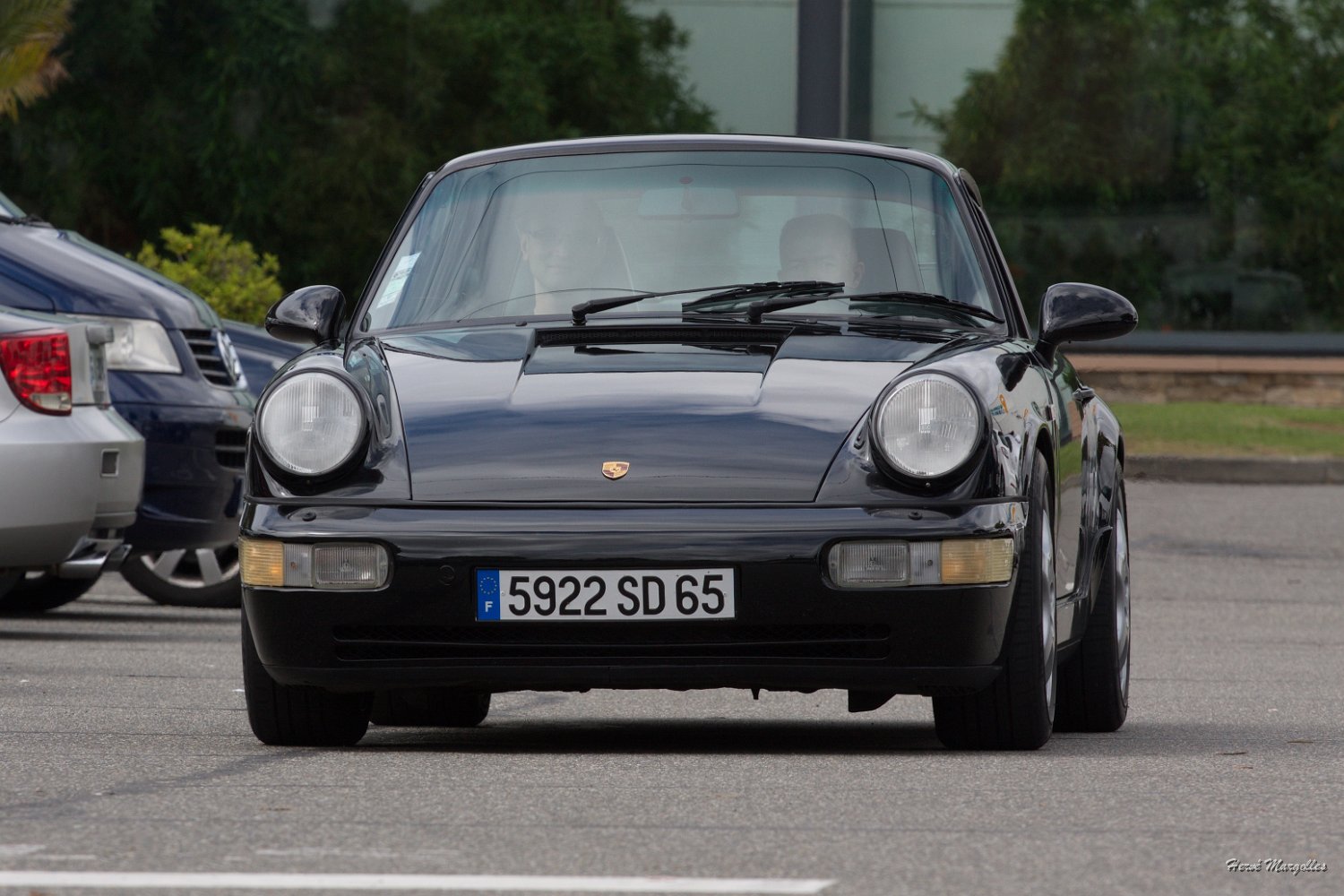 Porsche-03.jpg