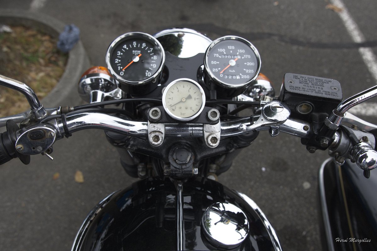 Moto-02.jpg