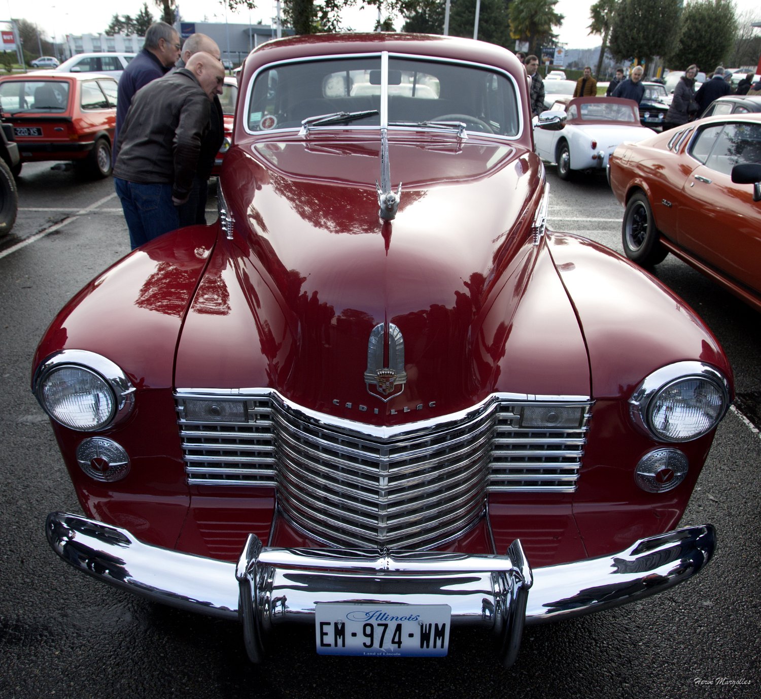 Cadillac-01.jpg