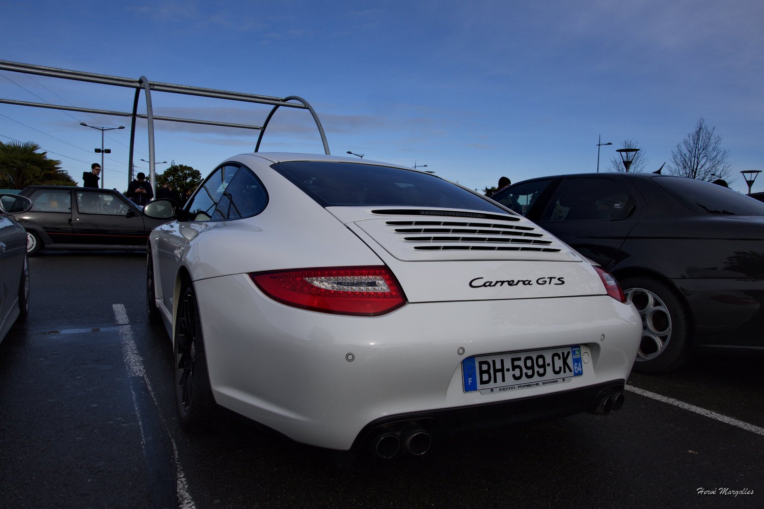 porsche-01.jpg
