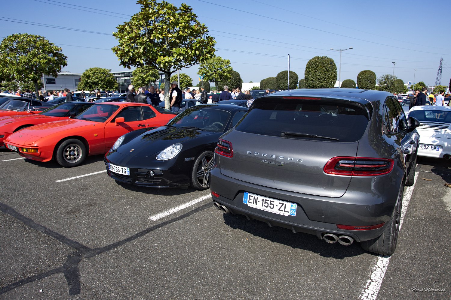 Porsche-06.jpg