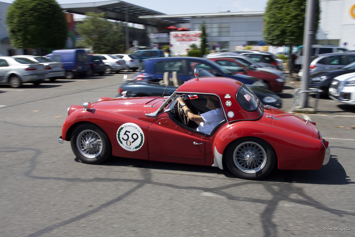 Triumph-02.jpg