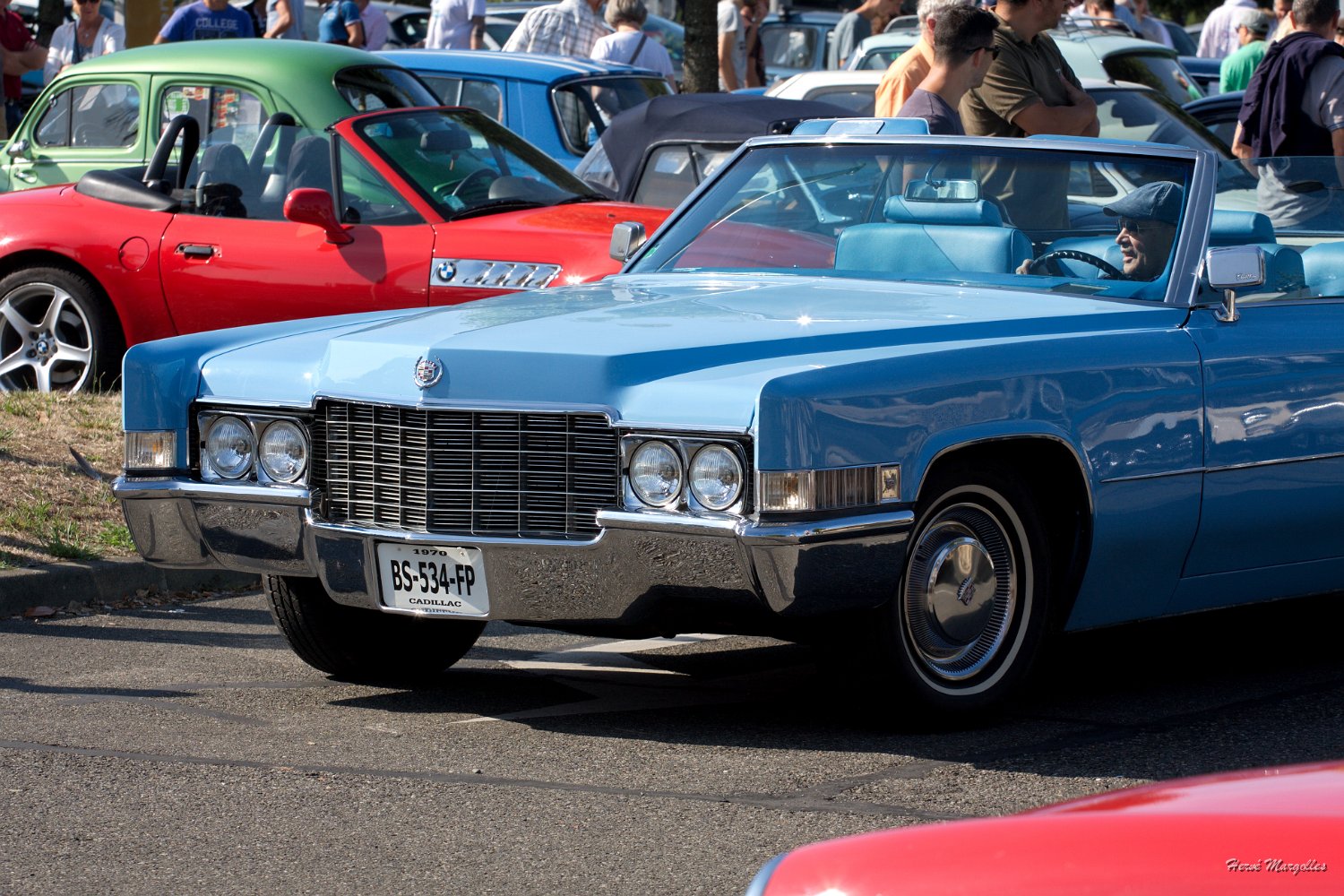 Cadillac-01.jpg