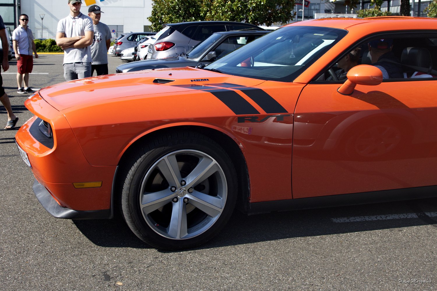 Dodge-Callenger-00.jpg