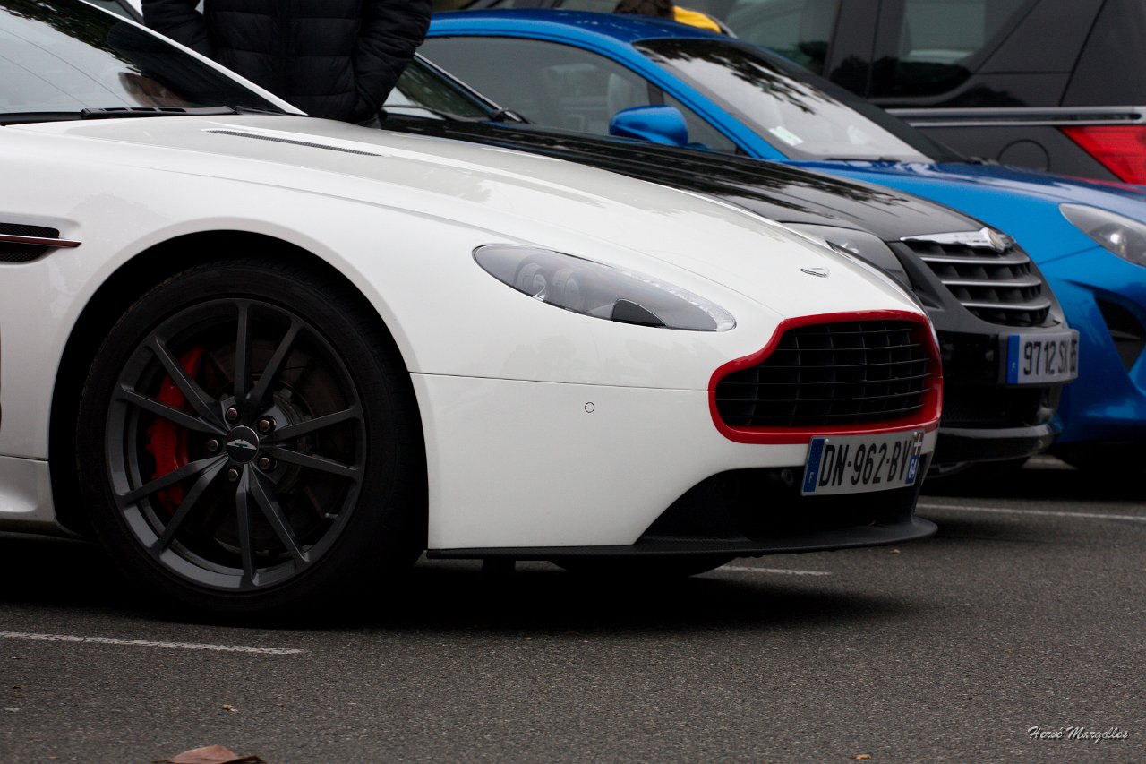 Aston-N430-04.jpg