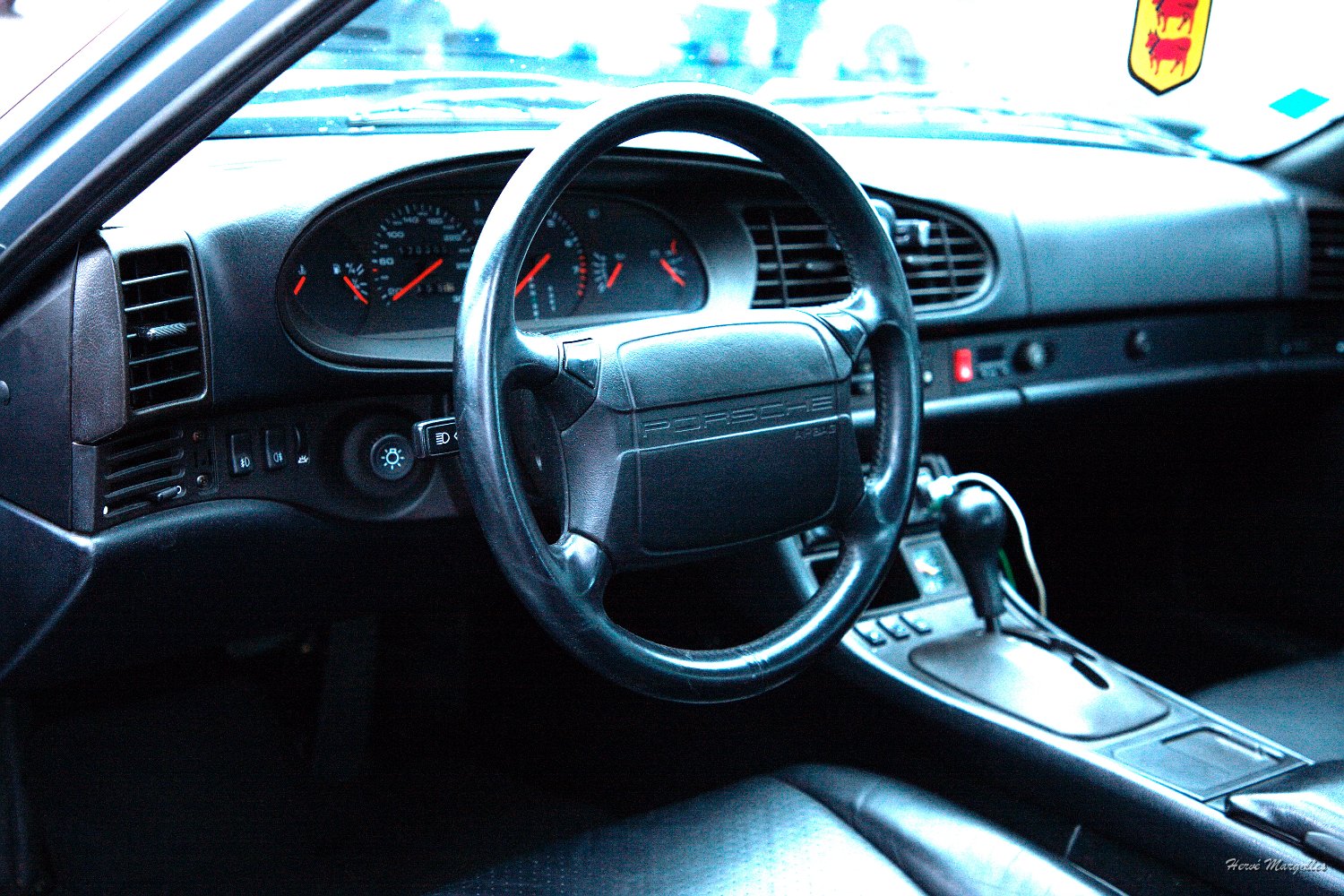 Porsche-968-05.jpg