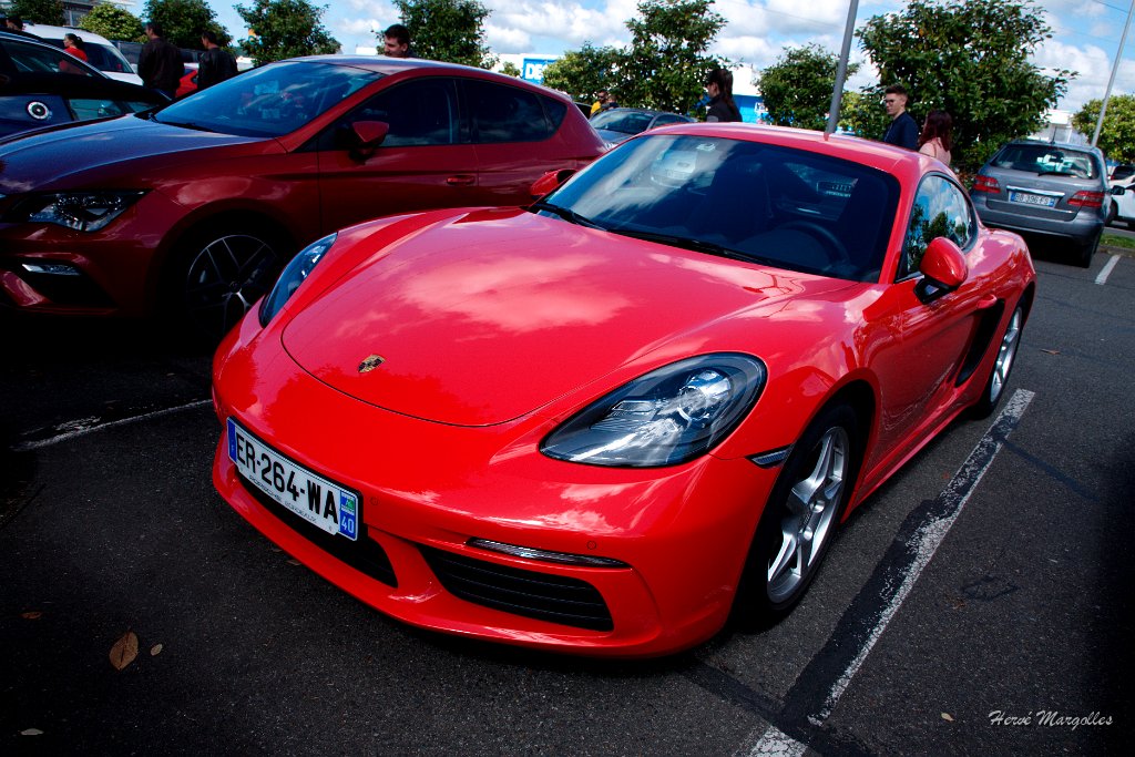 Porsche-718-02.jpg