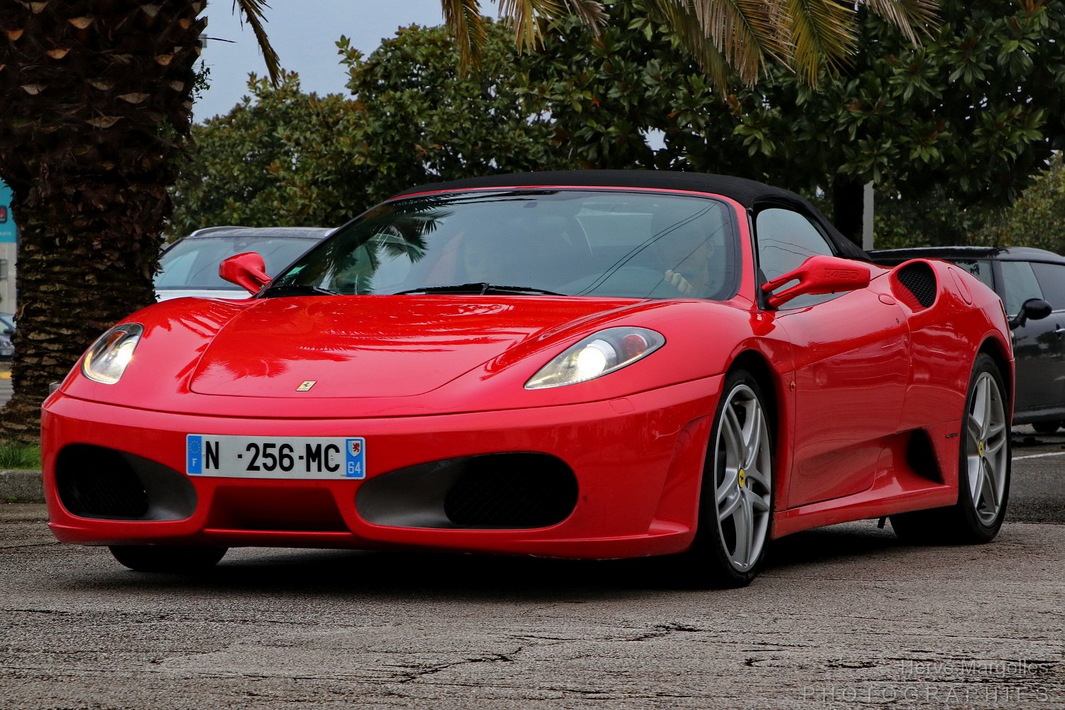 Ferrari-430-cab-01.JPG