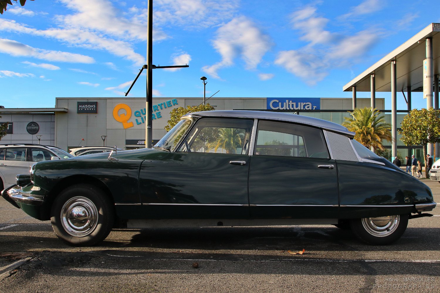 Citroen-DS-01.jpg