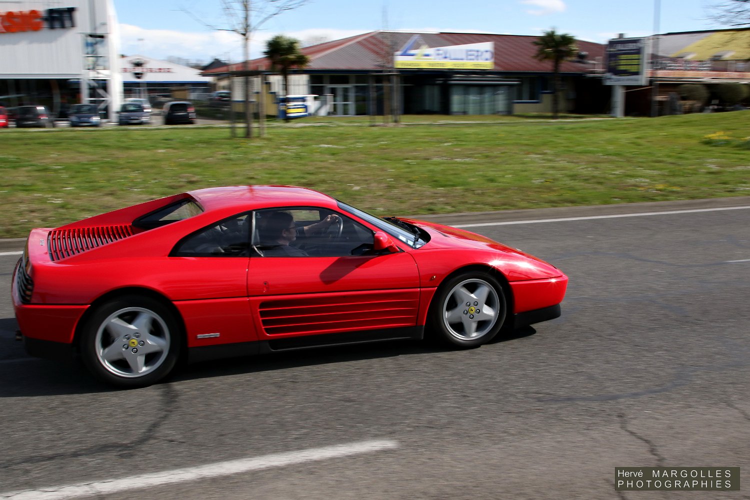 Ferrari-348TB-02.jpg