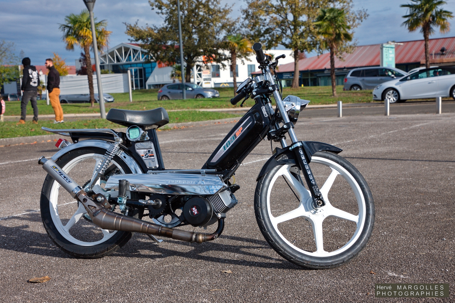 X-Moto-01.jpg