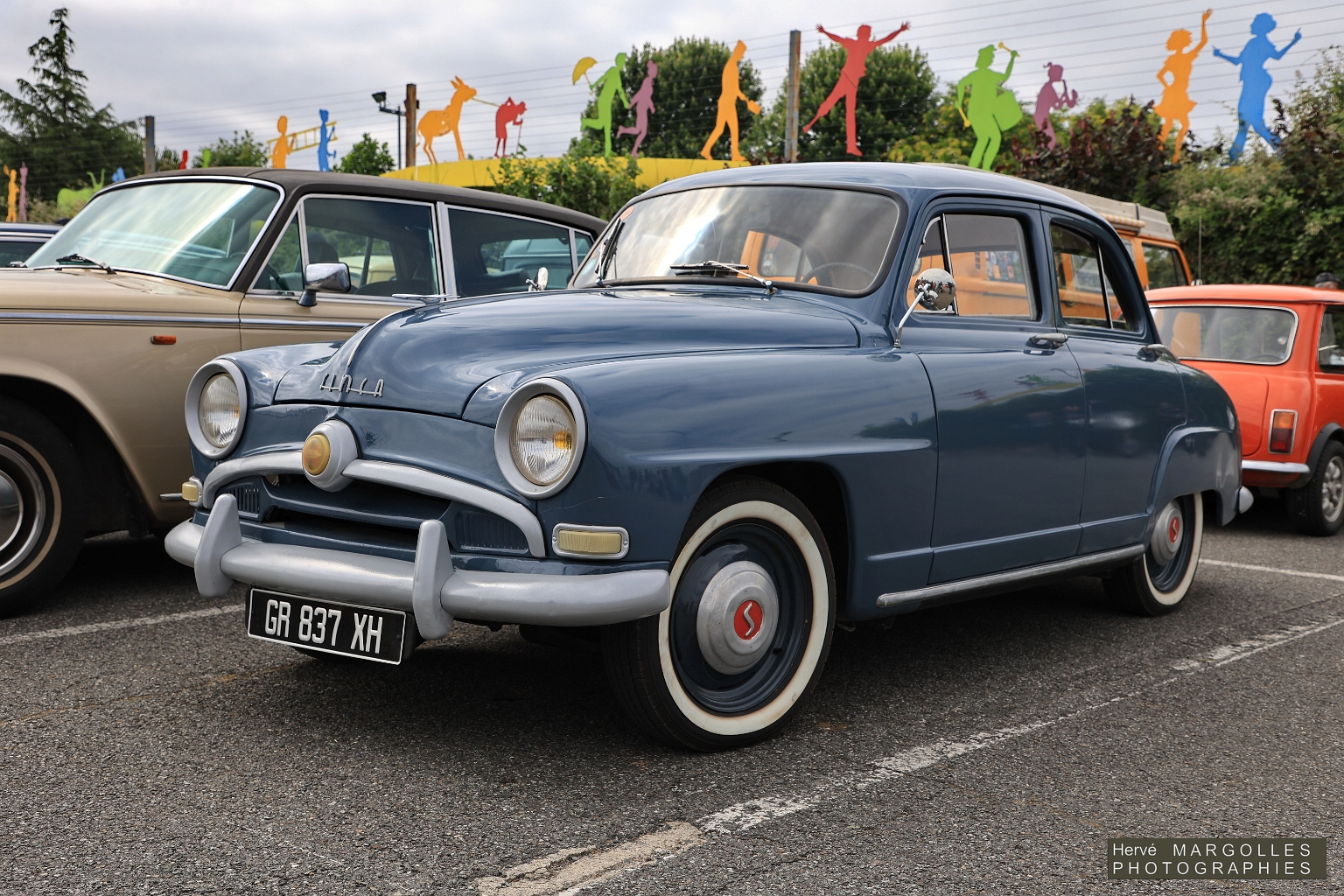 Simca-Aronde_03.jpg
